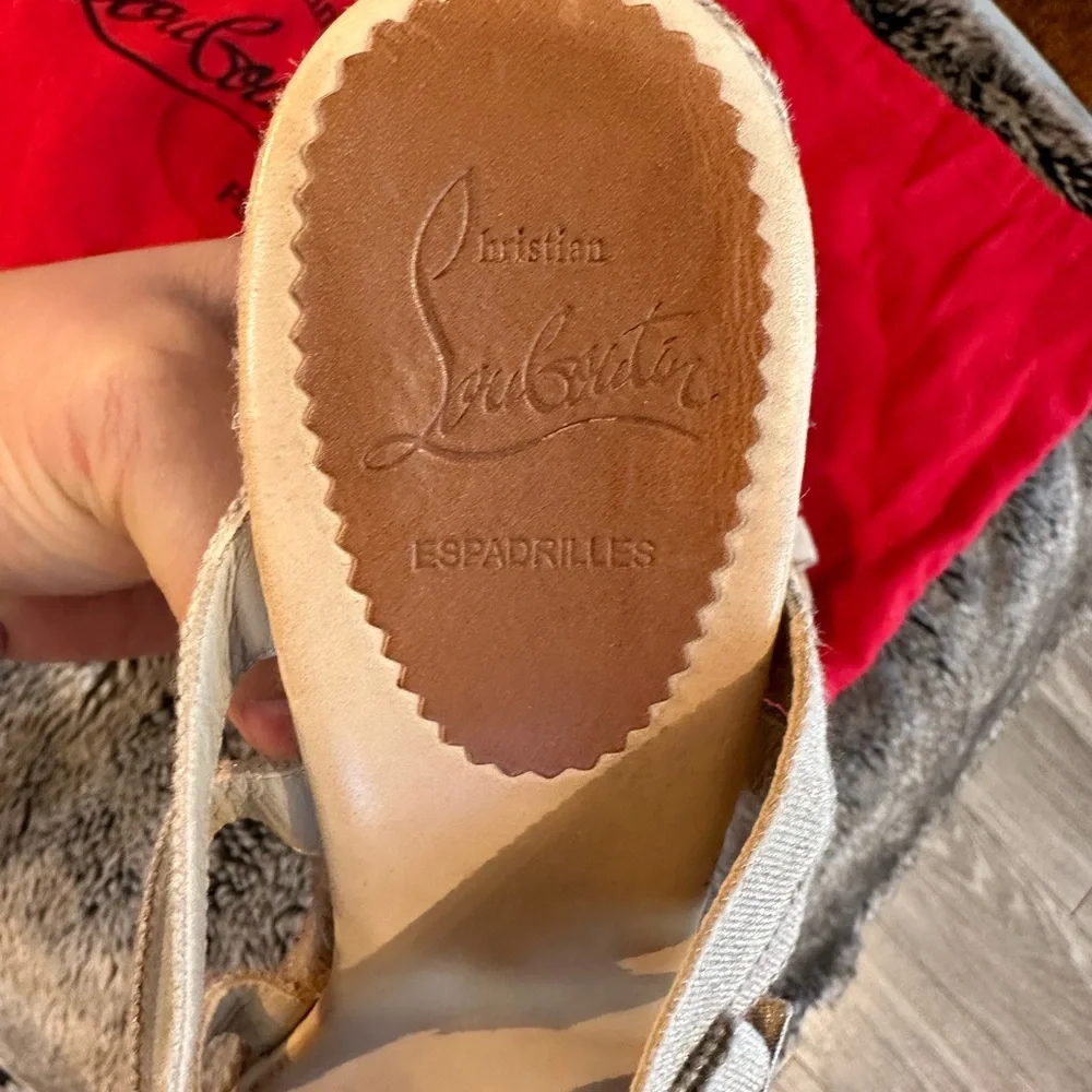 Christian Louboutin Gold Metallic Canvas Delfin 120 Espadrille Wedges Shoes, 38 - Picture 10 of 11